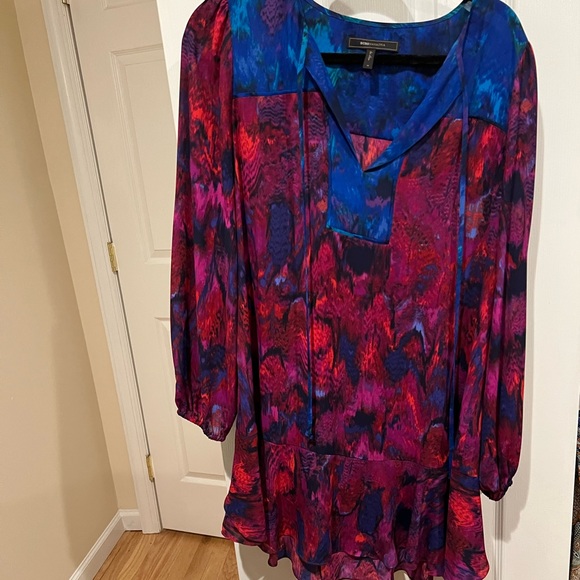 BCBGMaxAzria Dresses & Skirts - BCBGMAXAZRIA SILK LONG SLEEVE DRESS